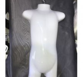 MANOCANH BÉ TRAI NHỰA 01 