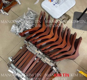 KẸP GỖ NÂU ĐẦU VUÔNG