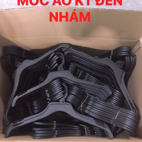 MÓC ÁO KT ĐEN NHÁM