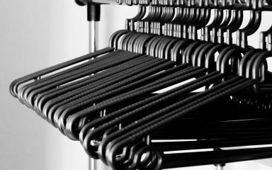 Móc treo quần áo cho shop thời trang giá rẻ TPHCM - Shop móc áo Kim Tín 